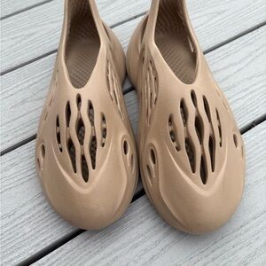 Yeezy foam runners men sz 12 NO BOX